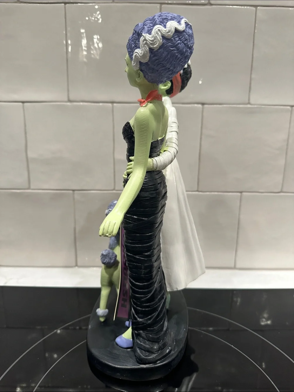 NWT Ghoulish Brides of Frankenstein Walking the Dog Halloween Decor Statue 12”